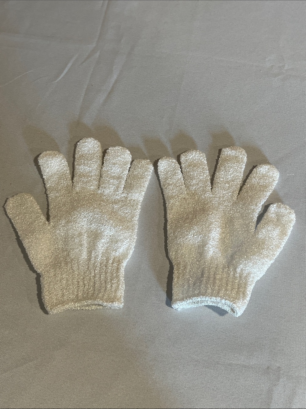 Cozy Textured White Spa Gloves
